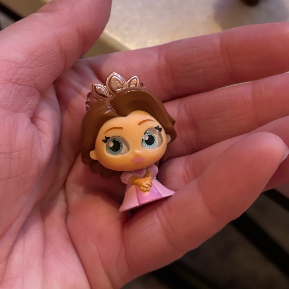 ❗️Disney Doorables Rare Figurines Series 5 - Rapunzel Jessie Buttercup Mickey - Picture 3 of 6